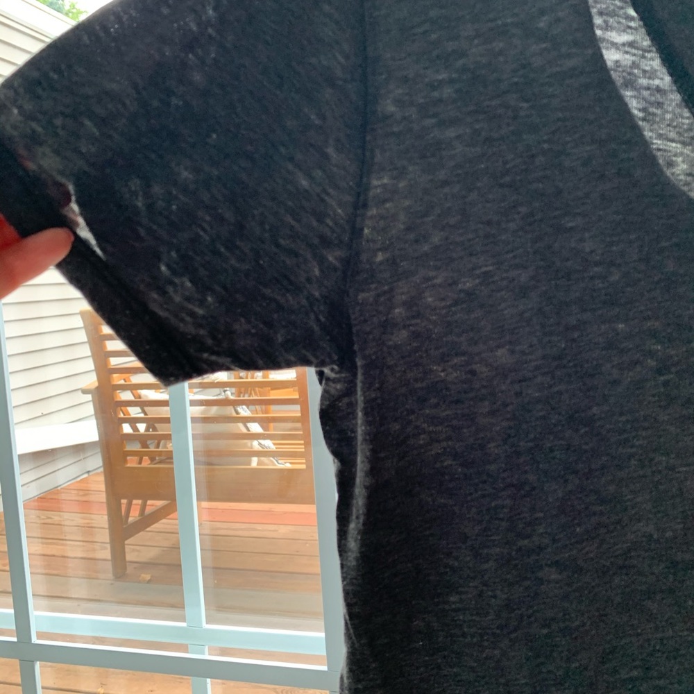 Cut out tee - Picture 2 of 4